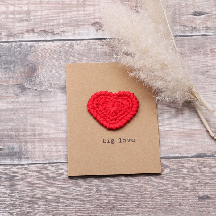 Personalisable greeting cards with crochet heart "Big love"